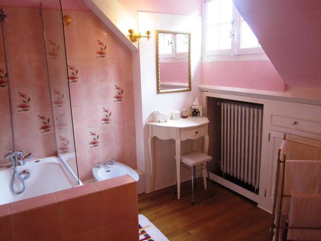Bed and Breakfast La Croix Du Reh Châteauneuf-la-Forêt Habitación foto